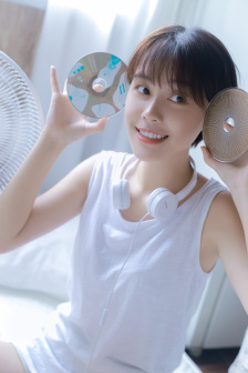年轻的母亲4线手在线播放
